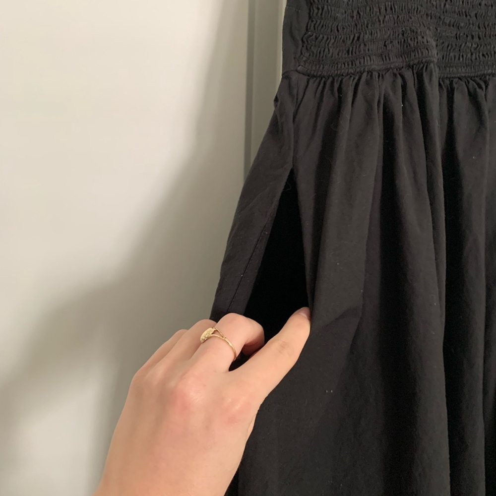 Urban Outfitters Black Hook-and-Eye Midi Dress - Picture 4 of 8